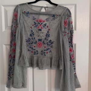 Free people Embroidered Gray Top with Floral Accents
